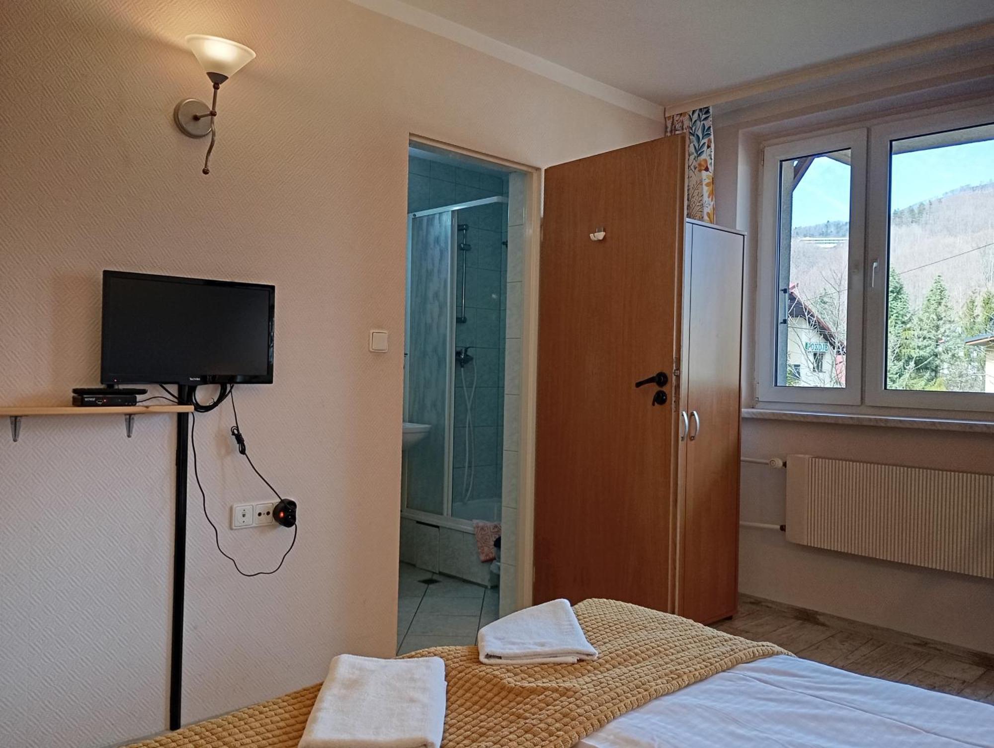 Osrodek Wypoczynkowy Zapalenica Bed & Breakfast ชเจอร์ค ภายนอก รูปภาพ