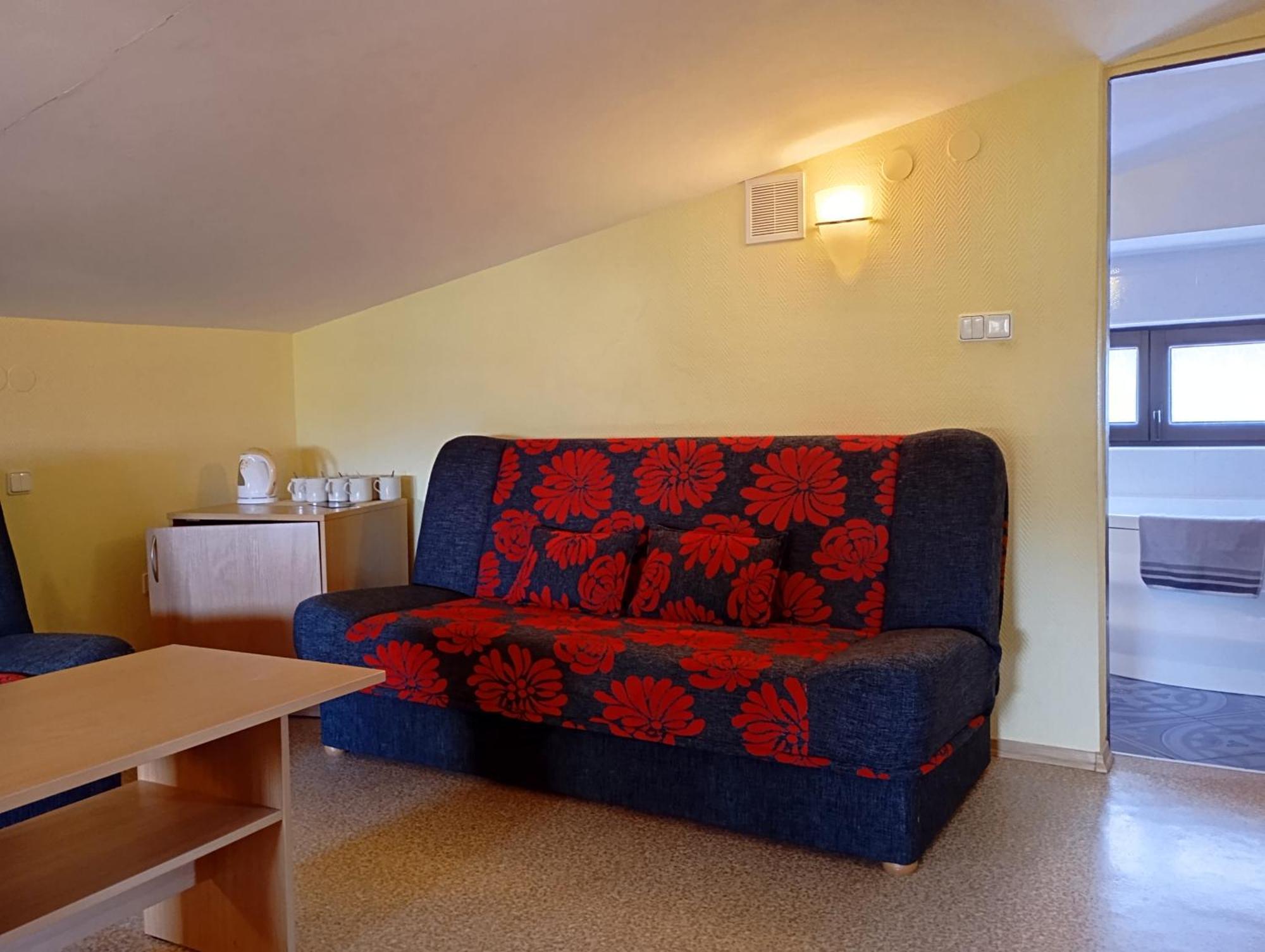 Osrodek Wypoczynkowy Zapalenica Bed & Breakfast ชเจอร์ค ภายนอก รูปภาพ