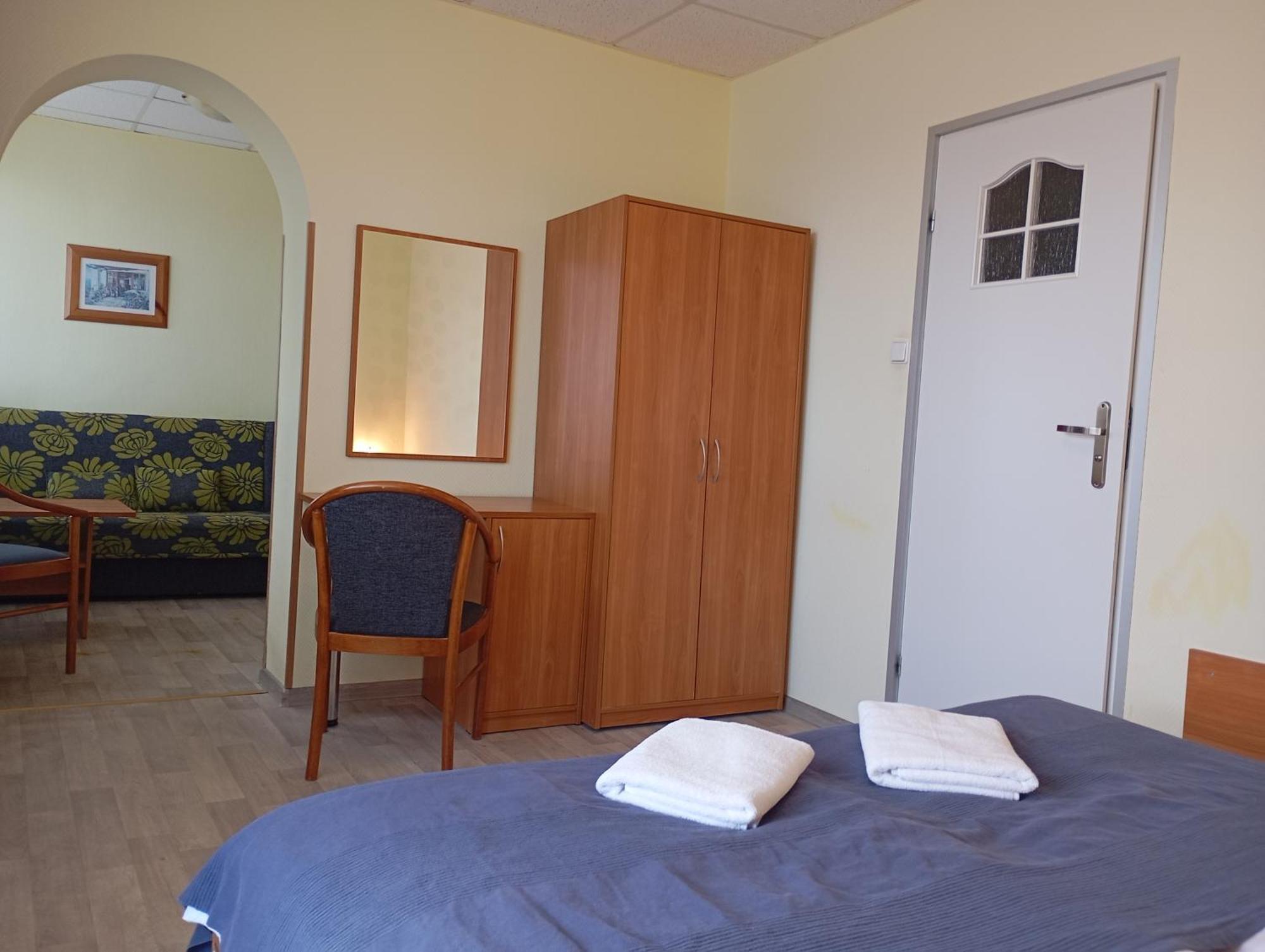 Osrodek Wypoczynkowy Zapalenica Bed & Breakfast ชเจอร์ค ภายนอก รูปภาพ
